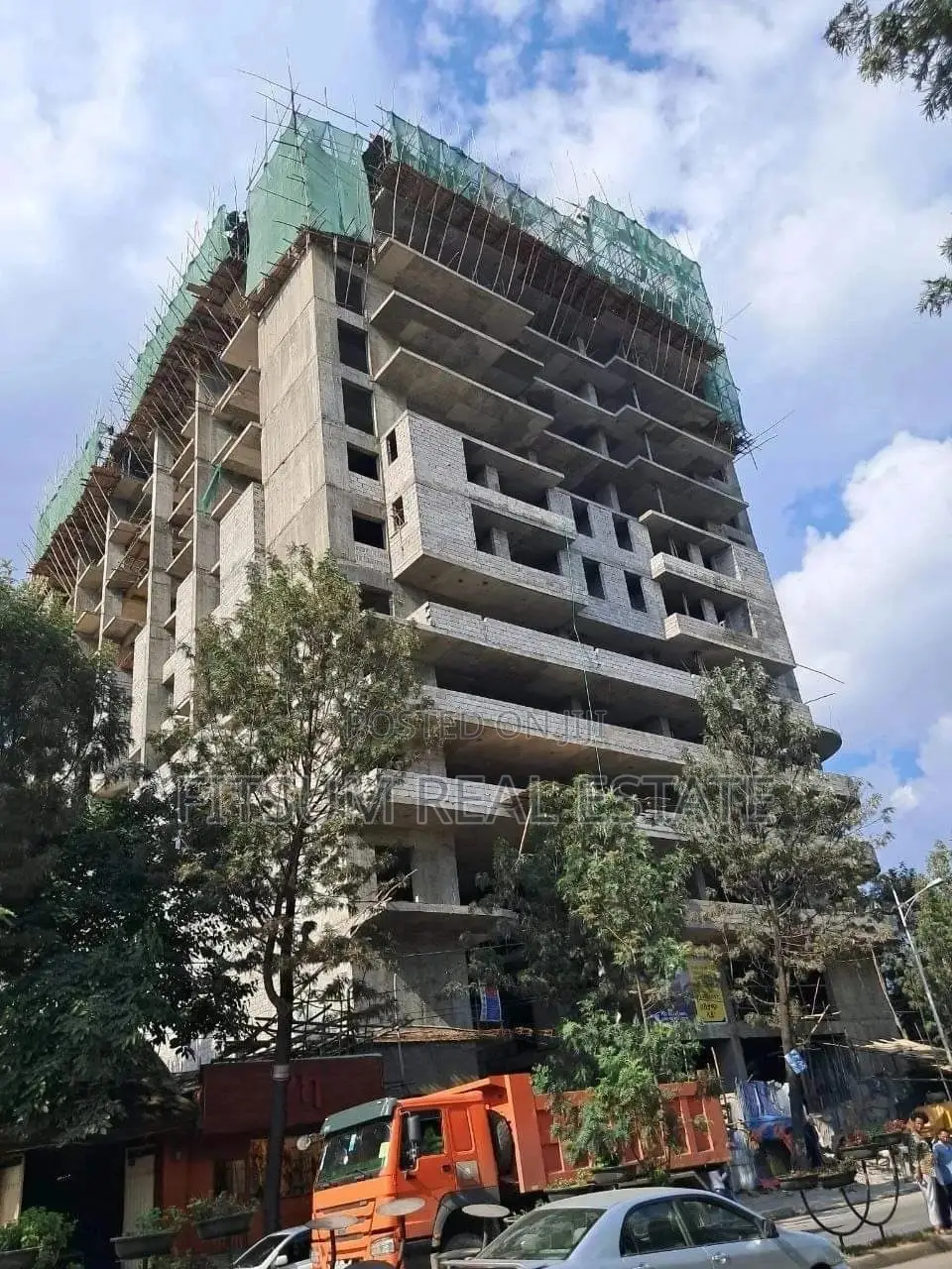 3bdrm Apartment in Palm Realtor, Bole for sale