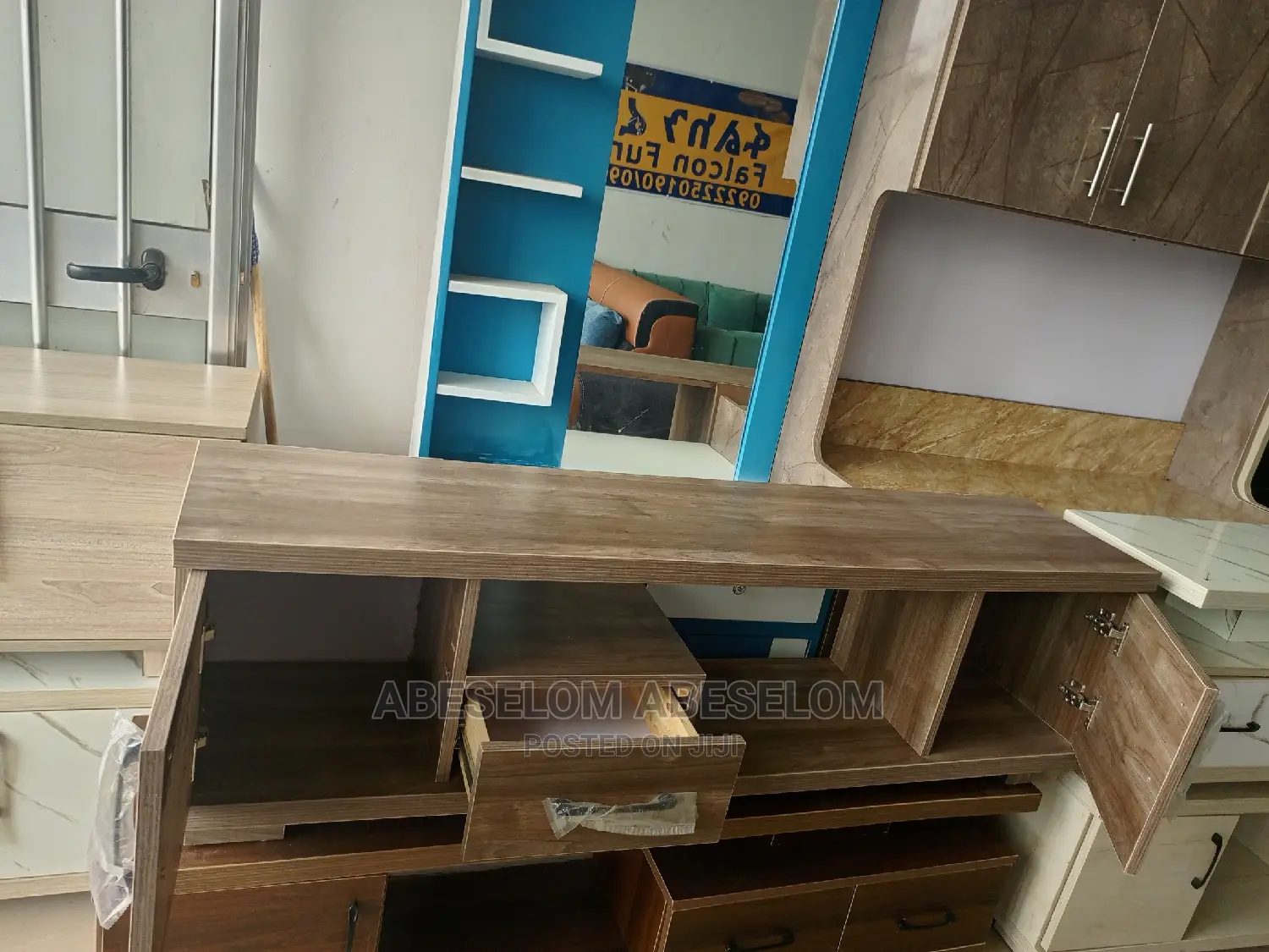 1,50 Cm ላምኔት ቲቪ እስታንድ