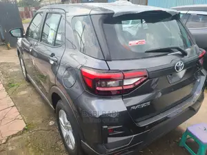 New Toyota Raize 2023 Gray