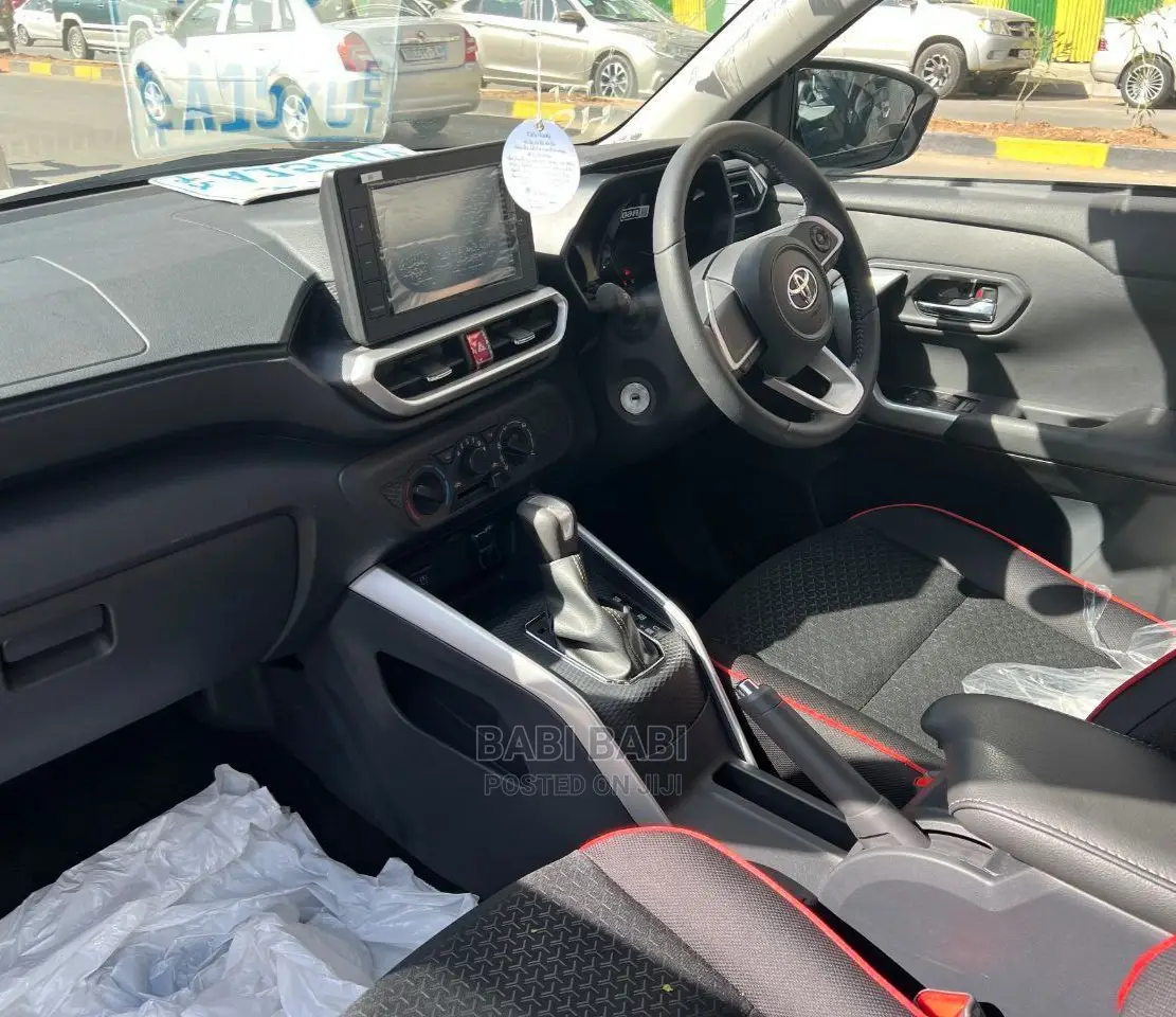 New Toyota Raize 2023 Gray