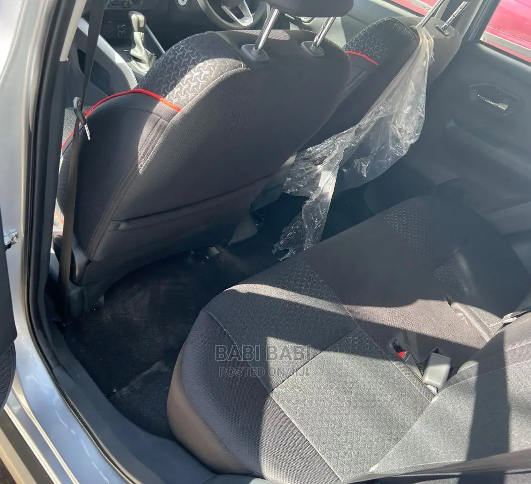 New Toyota Raize 2023 Gray