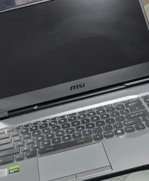 New Laptop MSI 16GB Intel Core I7 SSD 512GB