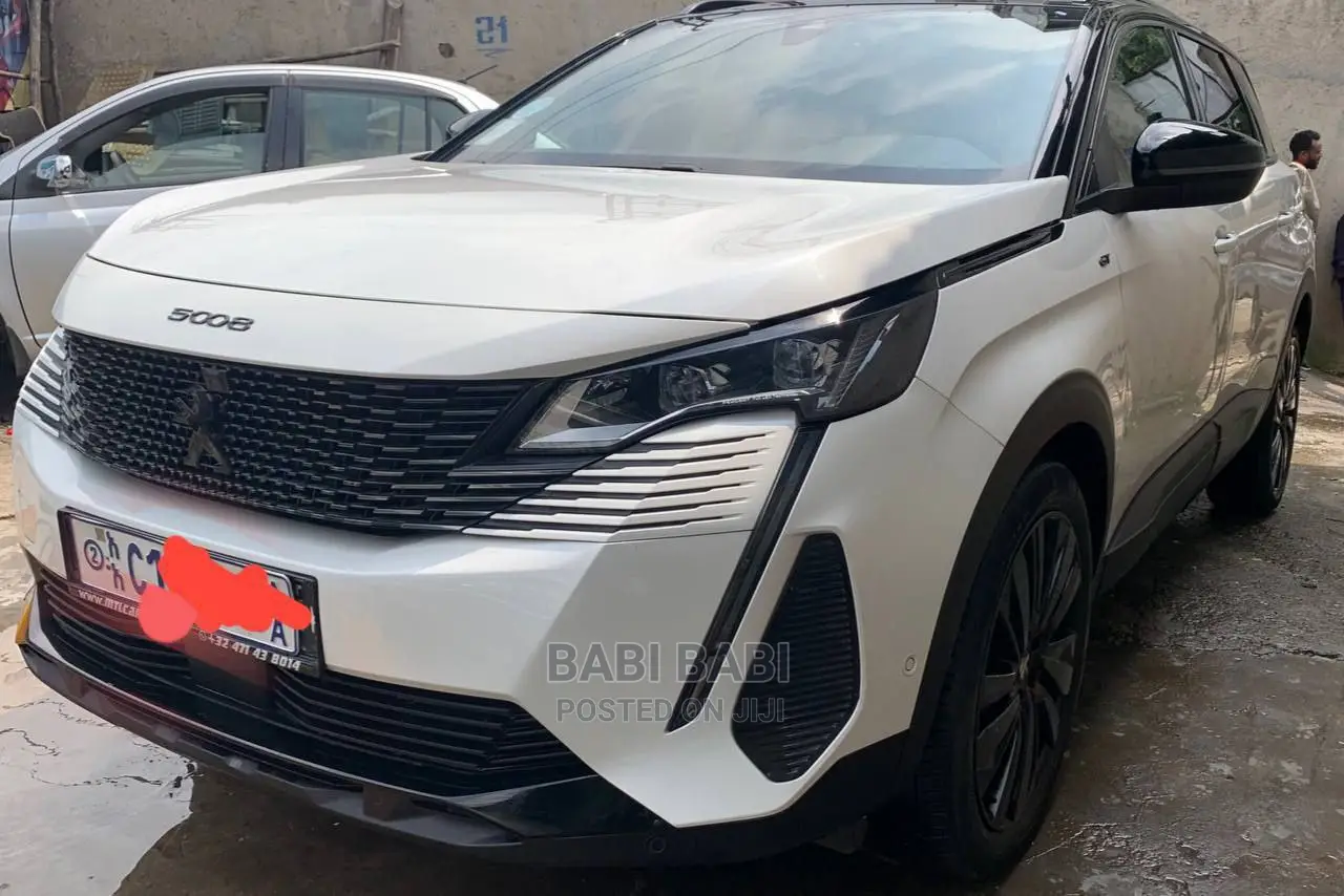 Peugeot 5008 2022 White