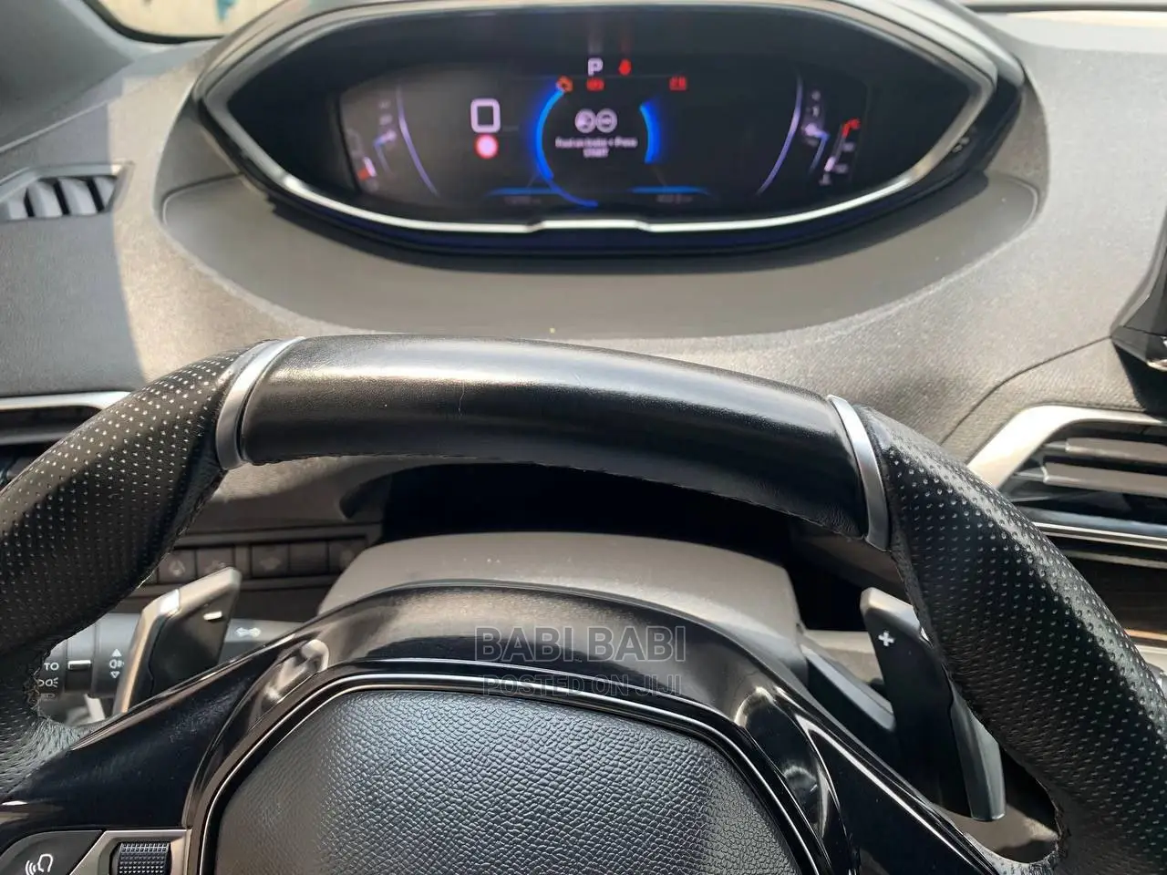 Peugeot 5008 2022 White