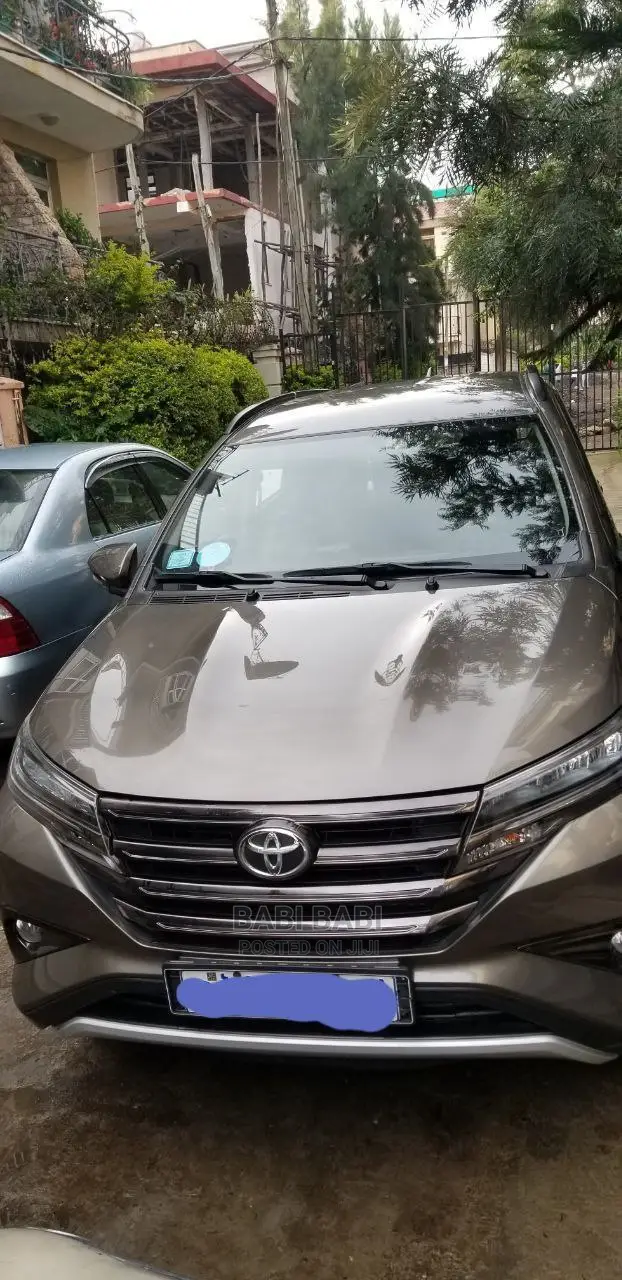 Toyota Rush 2022 Gray