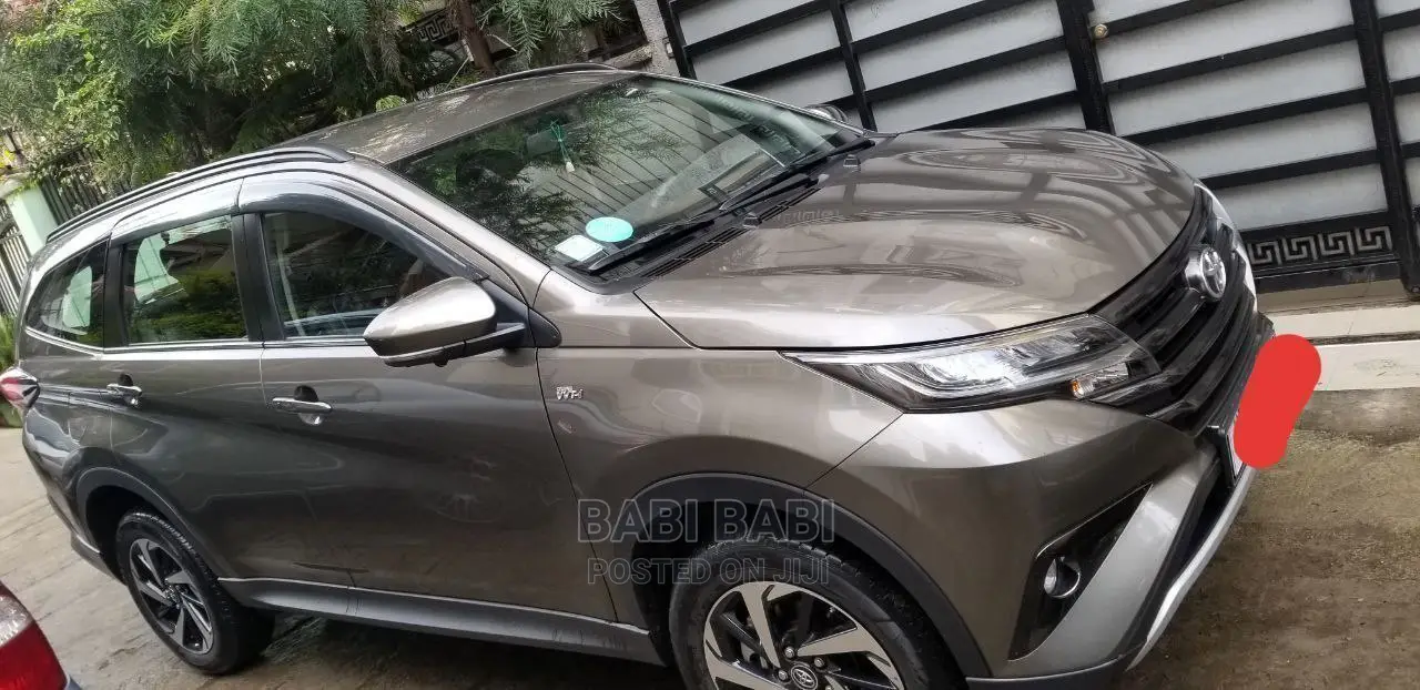 Toyota Rush 2022 Gray