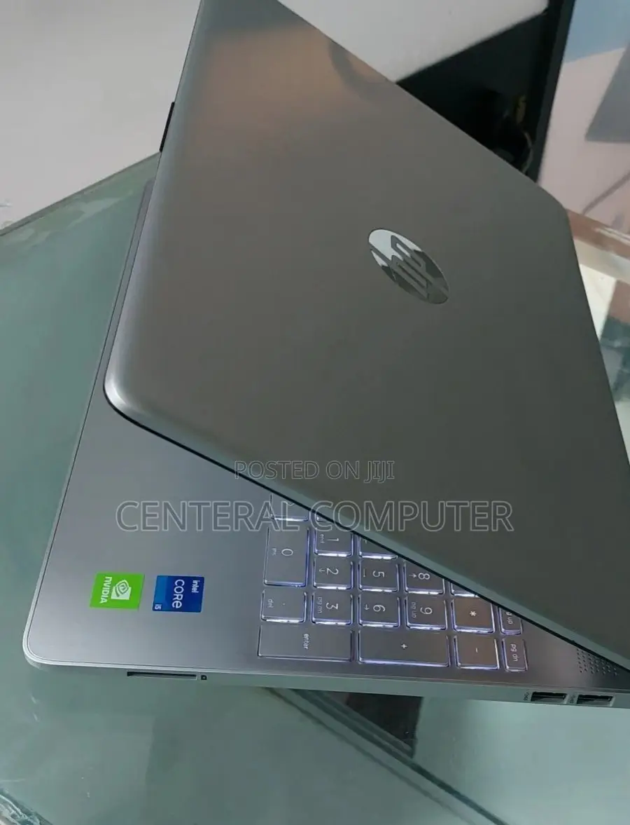 New Laptop HP Stream Notebook 8GB Intel Core I5 SSD 512GB