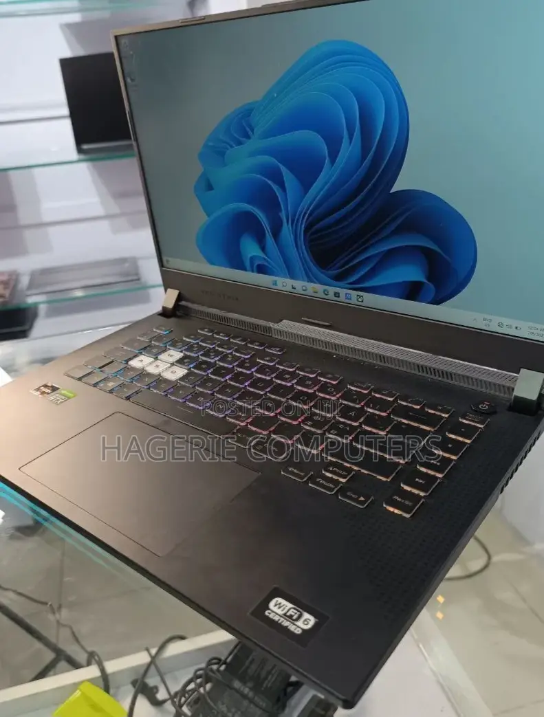 New Laptop Asus ROG Strix G731G 16GB AMD Ryzen 7 SSD 512GB