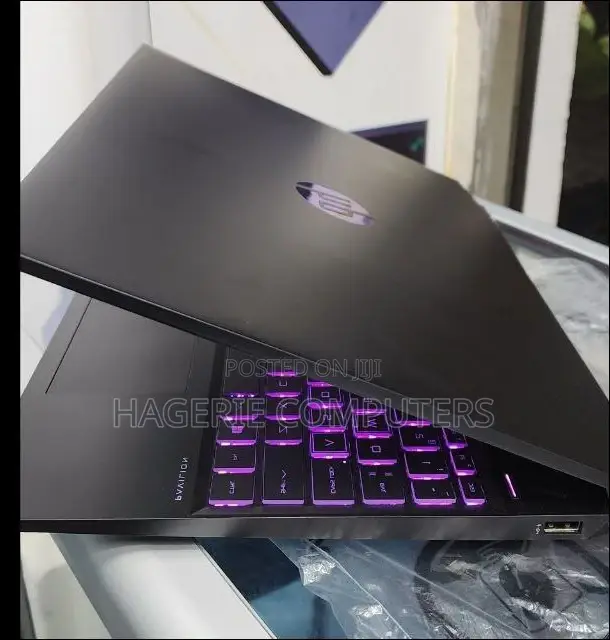 New Laptop HP Pavilion Gaming Laptop 15-dk2xxx 8GB SSD 512GB