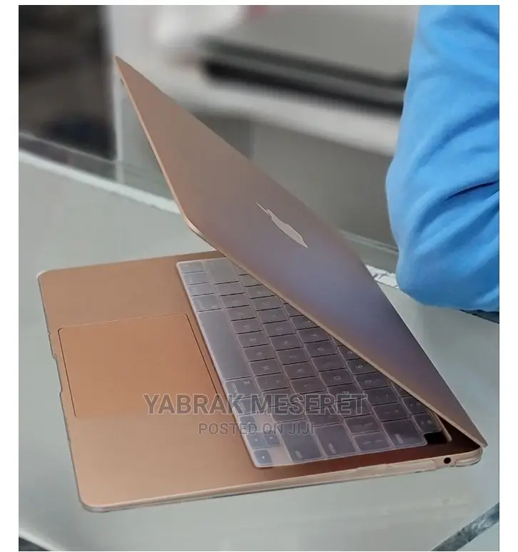 New Laptop Apple MacBook Air 2020 M1 8GB Apple M1 SSD 256GB