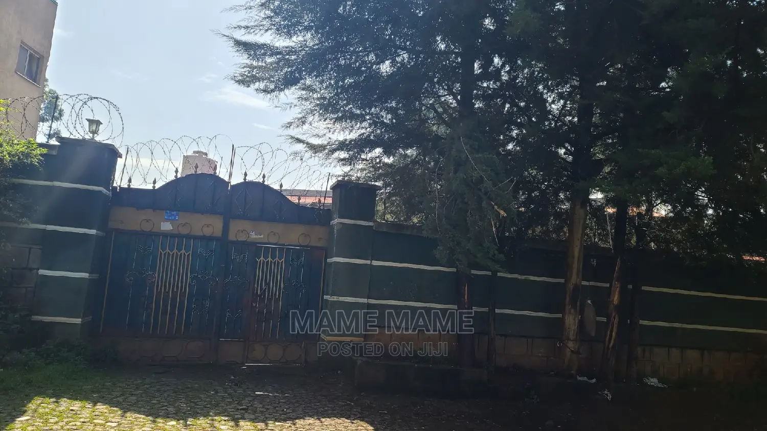 5bdrm House in Addis Abeba, Gullele for sale
