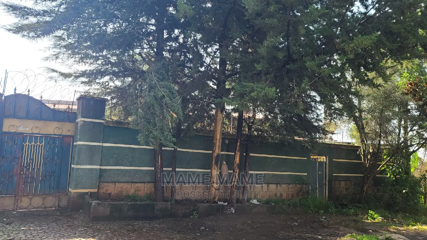 5bdrm House in Addis Abeba, Gullele for sale