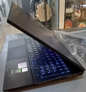 New Laptop HP Omen 15 8GB Intel Core I7 SSD 1T