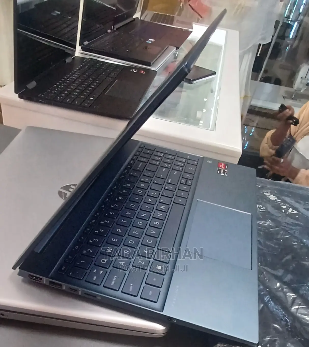 New Laptop HP Pavilion 15 8GB AMD Ryzen 5 SSD 512GB