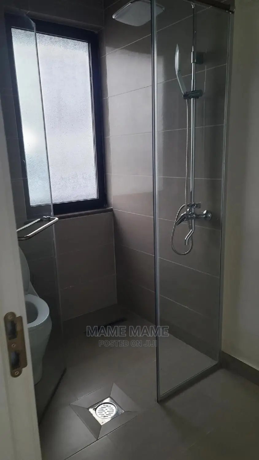 3bdrm Apartment in Addis Abeba, Kirkos for sale