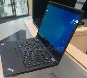 Photo - New Laptop Lenovo ThinkPad Yoga 370 8GB Intel Core I5 SSD 512GB