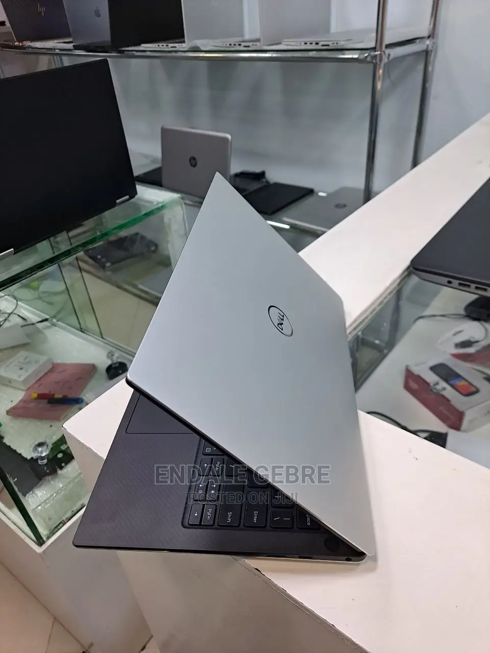 New Laptop Dell XPS 15 8GB Intel Core I5 SSD 512GB