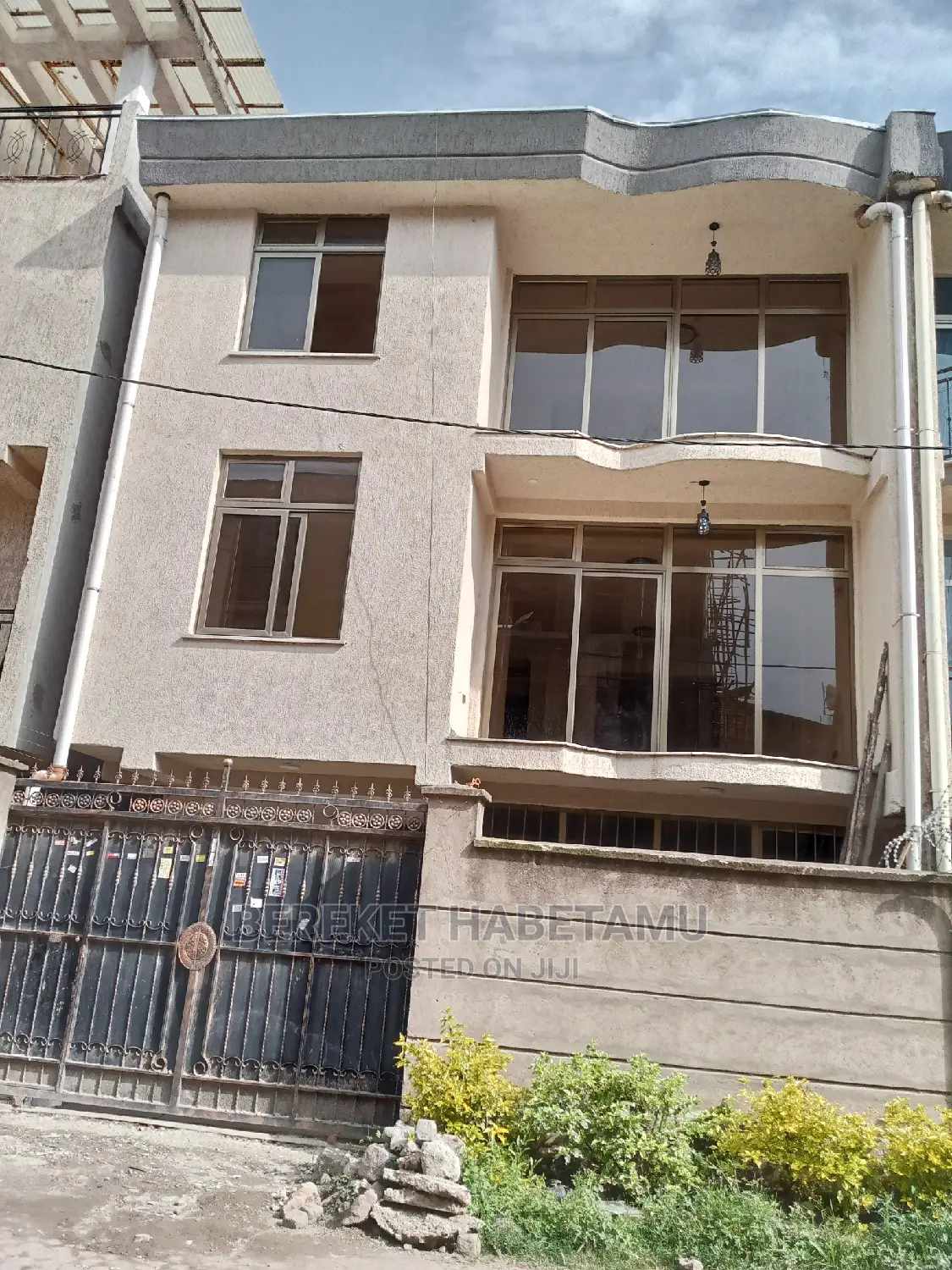 Furnished 5bdrm House in አዲስ አበባ, Nifas Silk-Lafto for sale