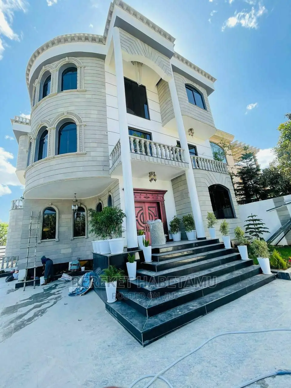 10bdrm House in ለቡ ላፍቶ, Nifas Silk-Lafto for sale