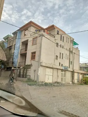 6bdrm House in ሀይሌ ጋርመንት, Nifas Silk-Lafto for sale