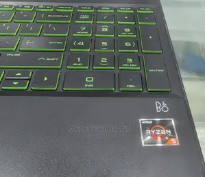 New Laptop HP 8GB AMD Ryzen 5 SSD 256GB