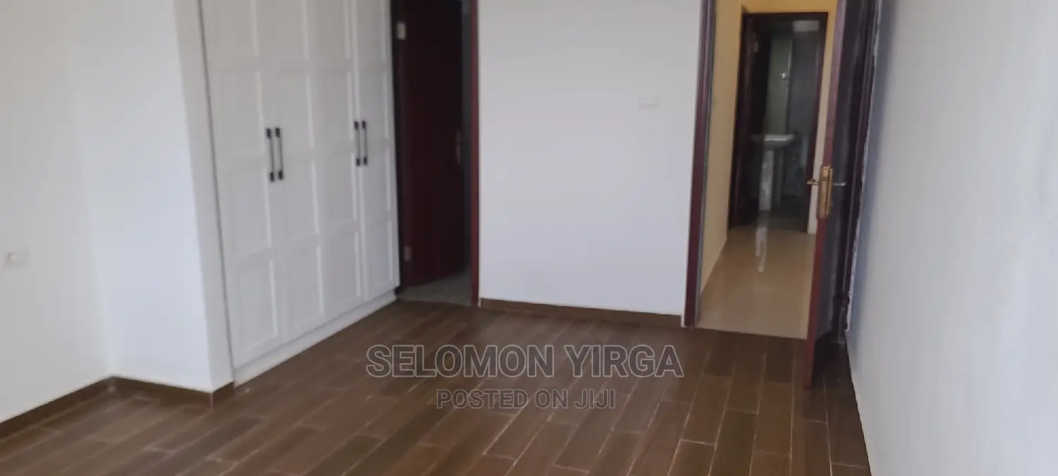 3bdrm Apartment in አድስ አበባ, Bole for rent