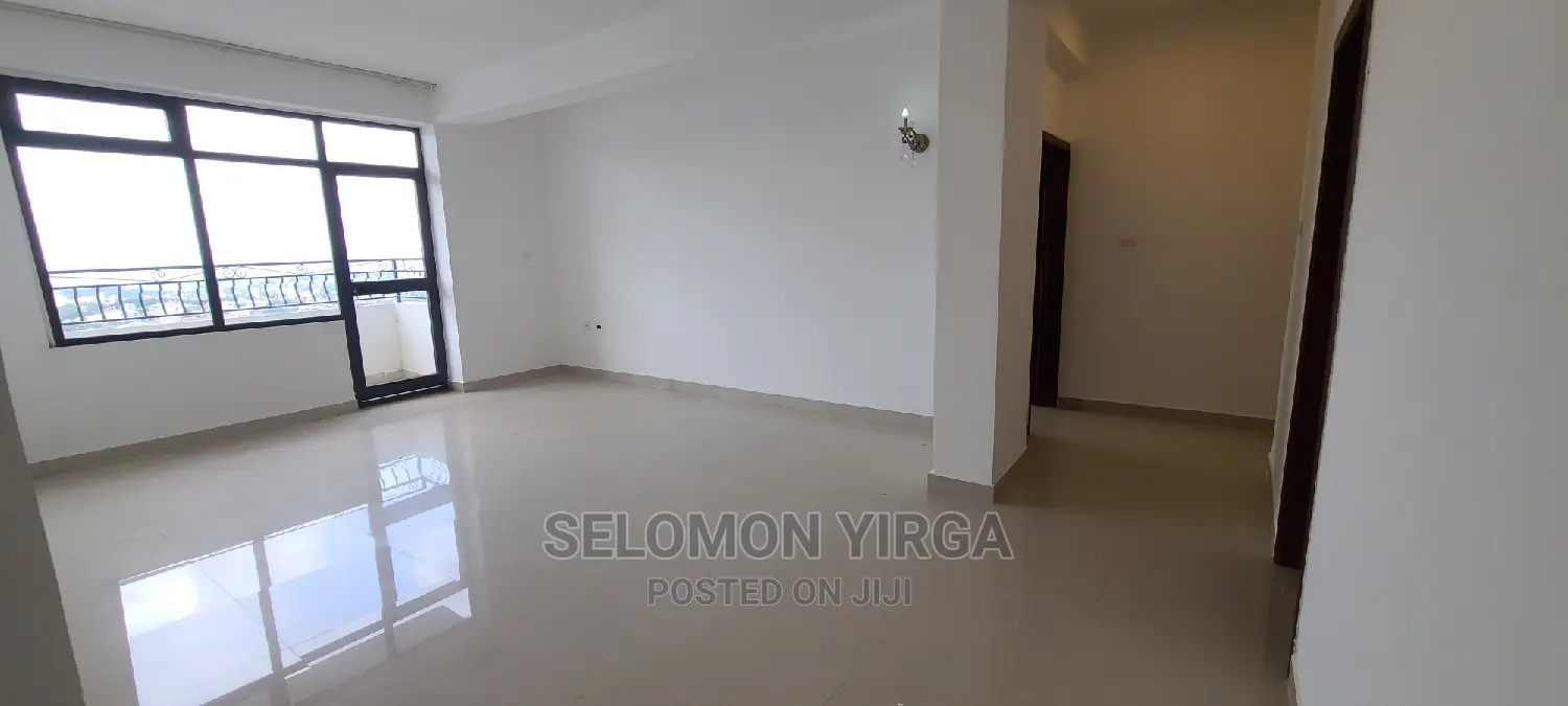 3bdrm Apartment in አድስ አበባ, Bole for rent