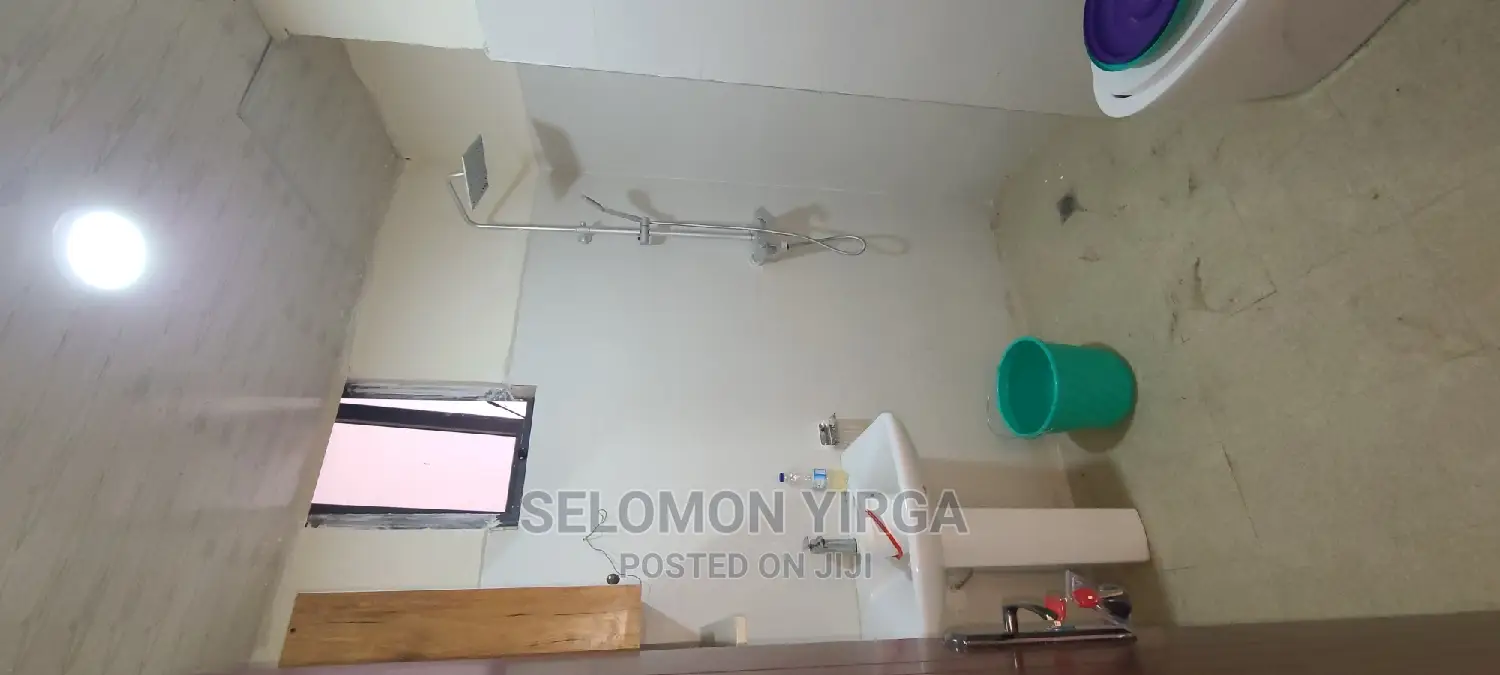 3bdrm Apartment in አድስ አበባ, Bole for rent