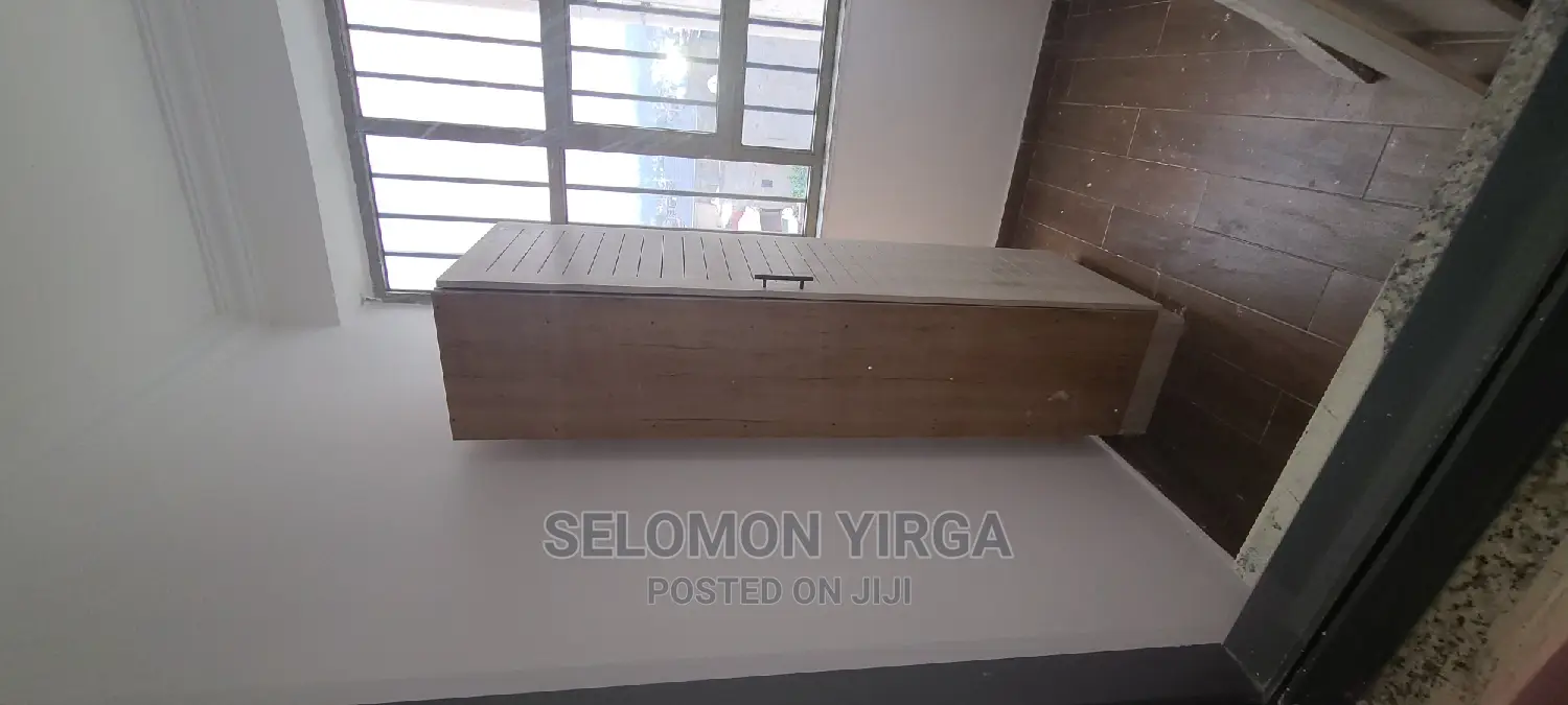 3bdrm Apartment in አድስ አበባ, Bole for rent