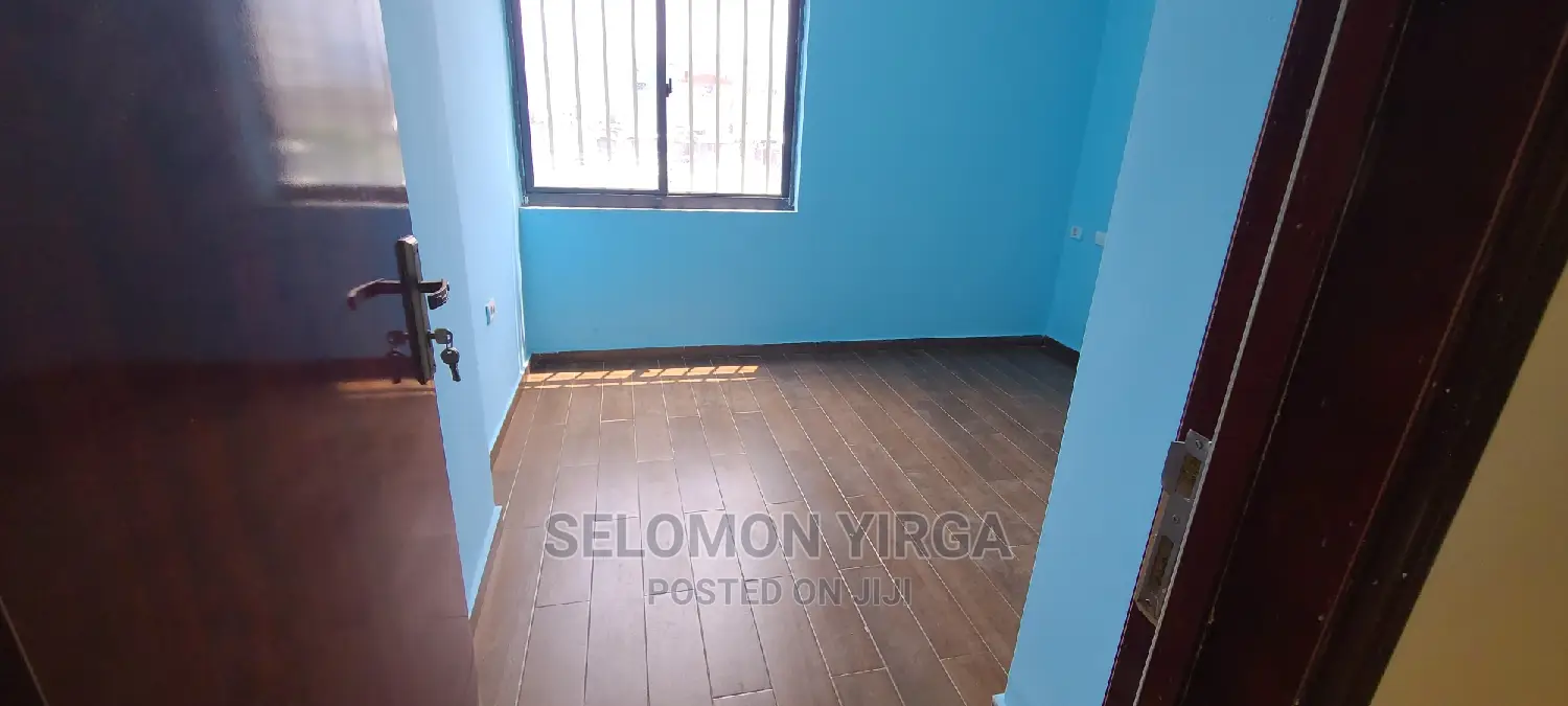 3bdrm Apartment in አድስ አበባ, Bole for rent