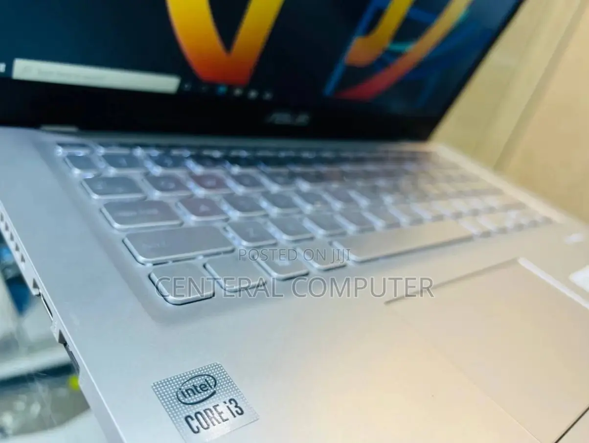 New Laptop Asus A42JB 8GB Intel Core I3 SSD 256GB