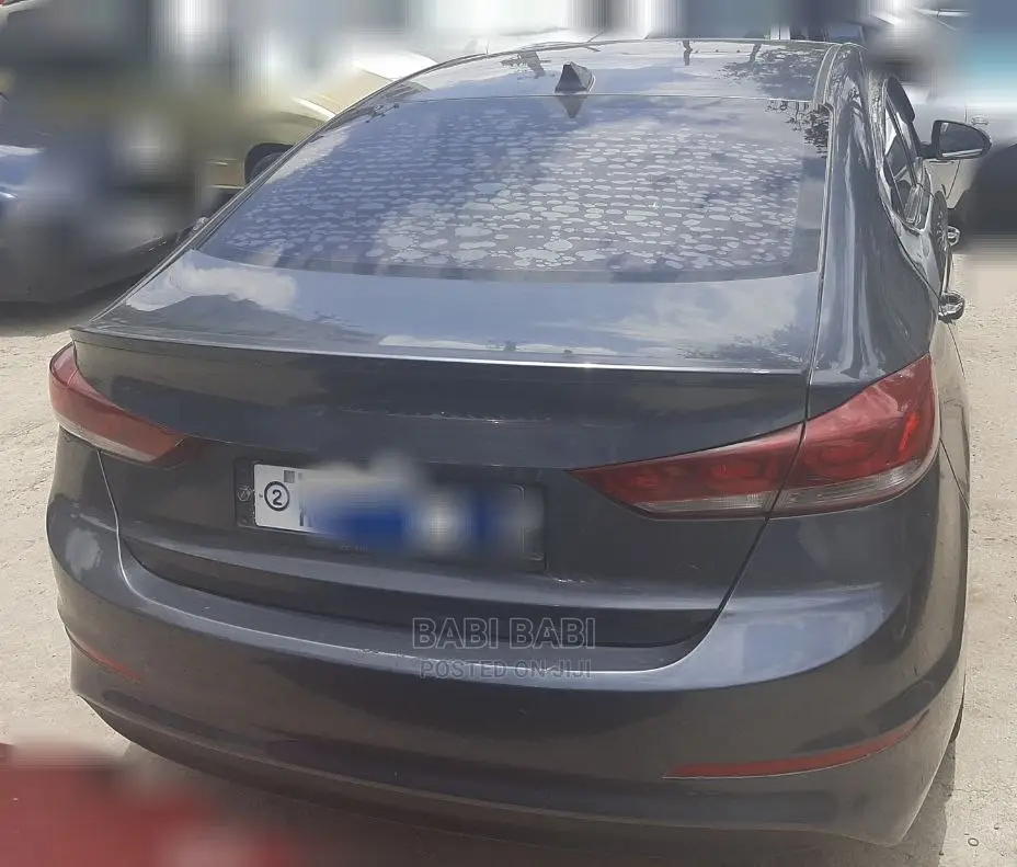 Hyundai Avante 2017 Gray