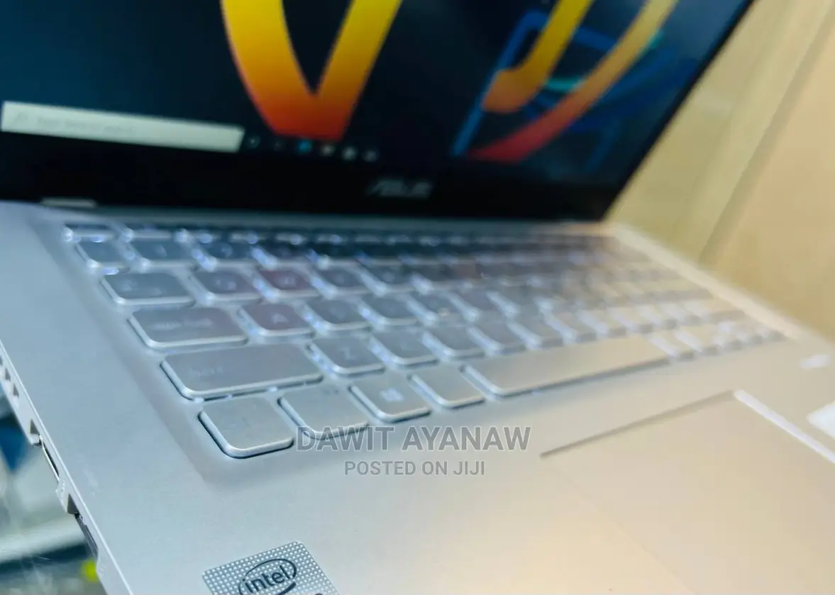 New Laptop Asus ASUSPRO P2440UA 8GB Intel Core I3 SSD 256GB