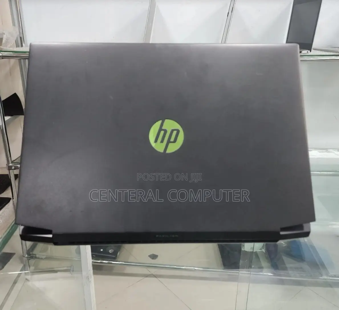 New Laptop HP 8GB AMD Ryzen 5 SSD 256GB