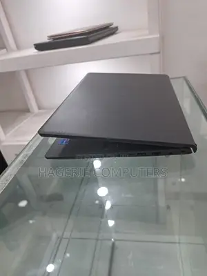 New Laptop Dell Vostro 3500 16GB Intel Core I7 SSD 1T