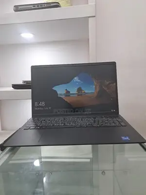New Laptop Dell Vostro 3500 16GB Intel Core I7 SSD 1T
