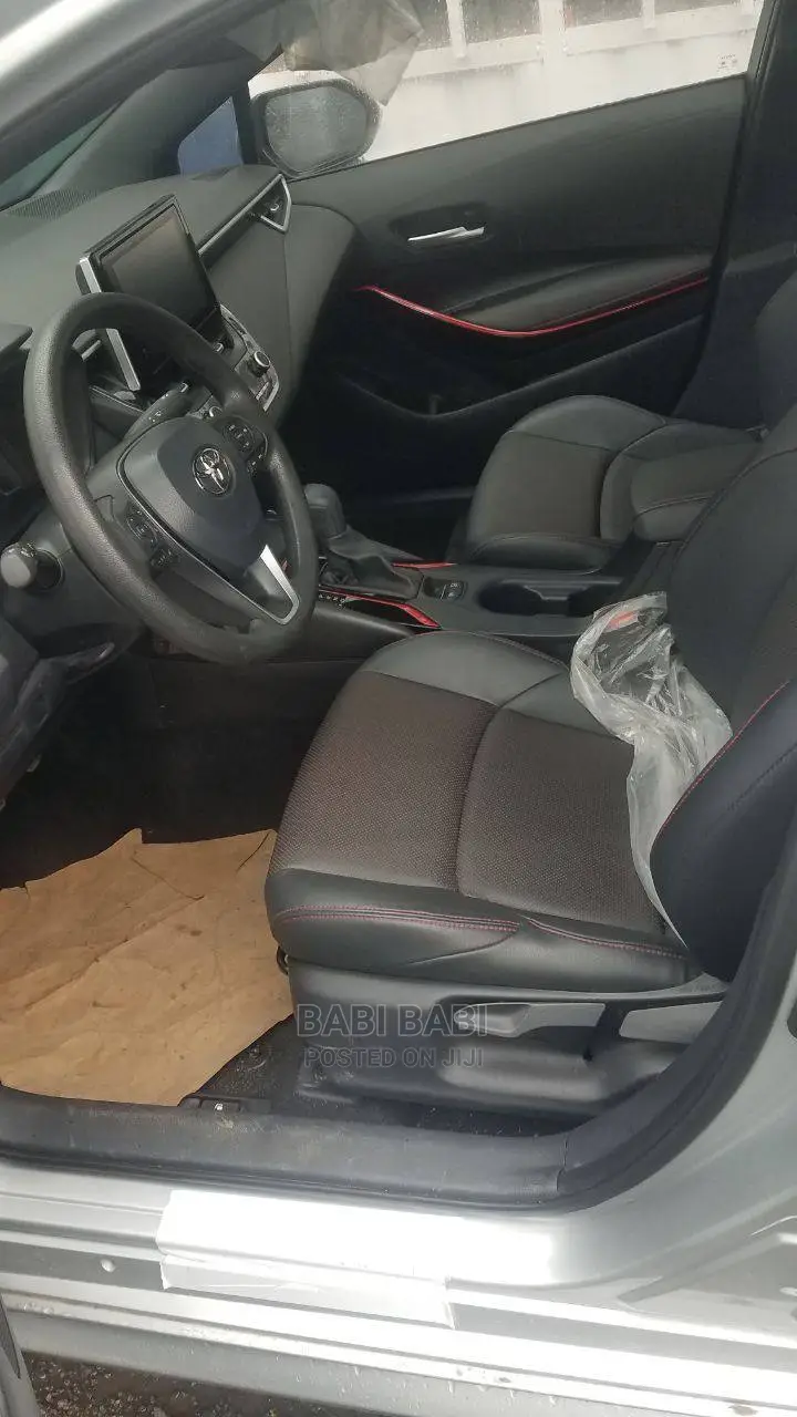 New Toyota Corolla 2022 Silver