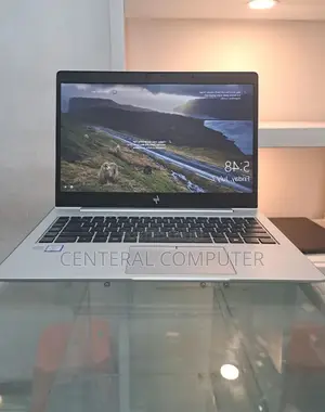 Photo - New Laptop HP 16GB Intel Core I5 SSD 512GB