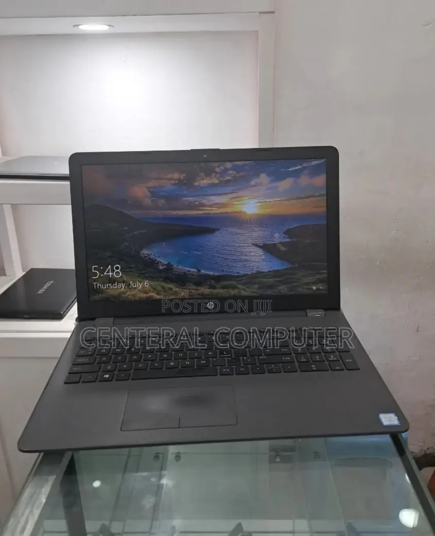 New Laptop HP Stream Notebook 8GB Intel Core I7 HDD 1T