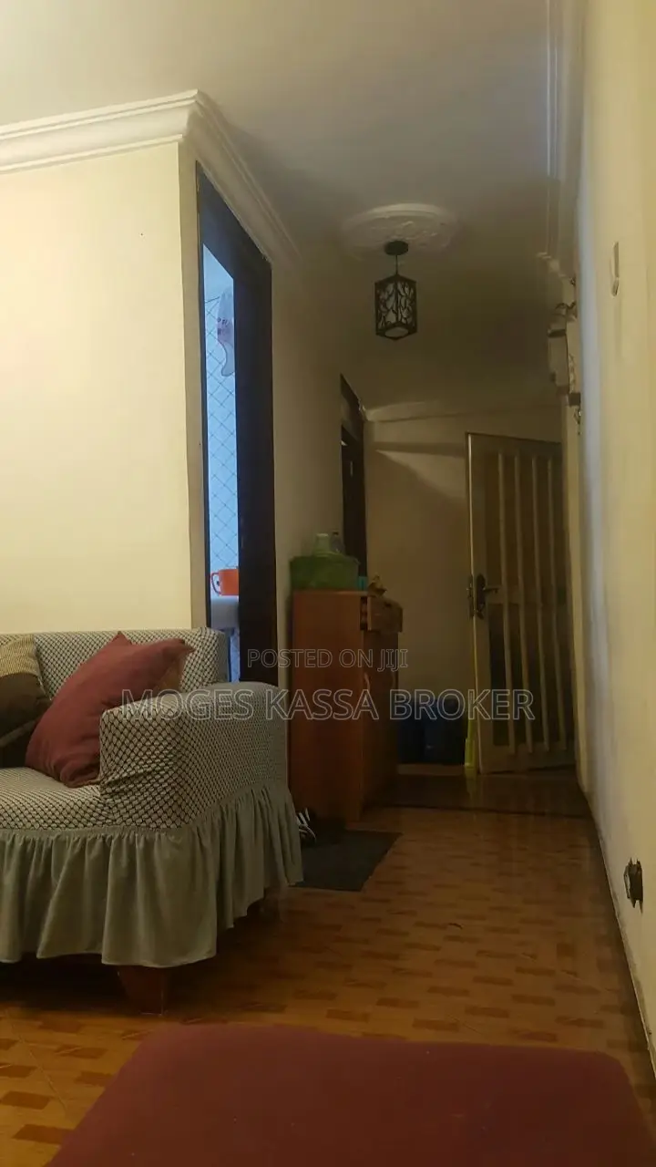 1bdrm Condo in ሰሚት ኮንደሚኒየም, Yeka for sale