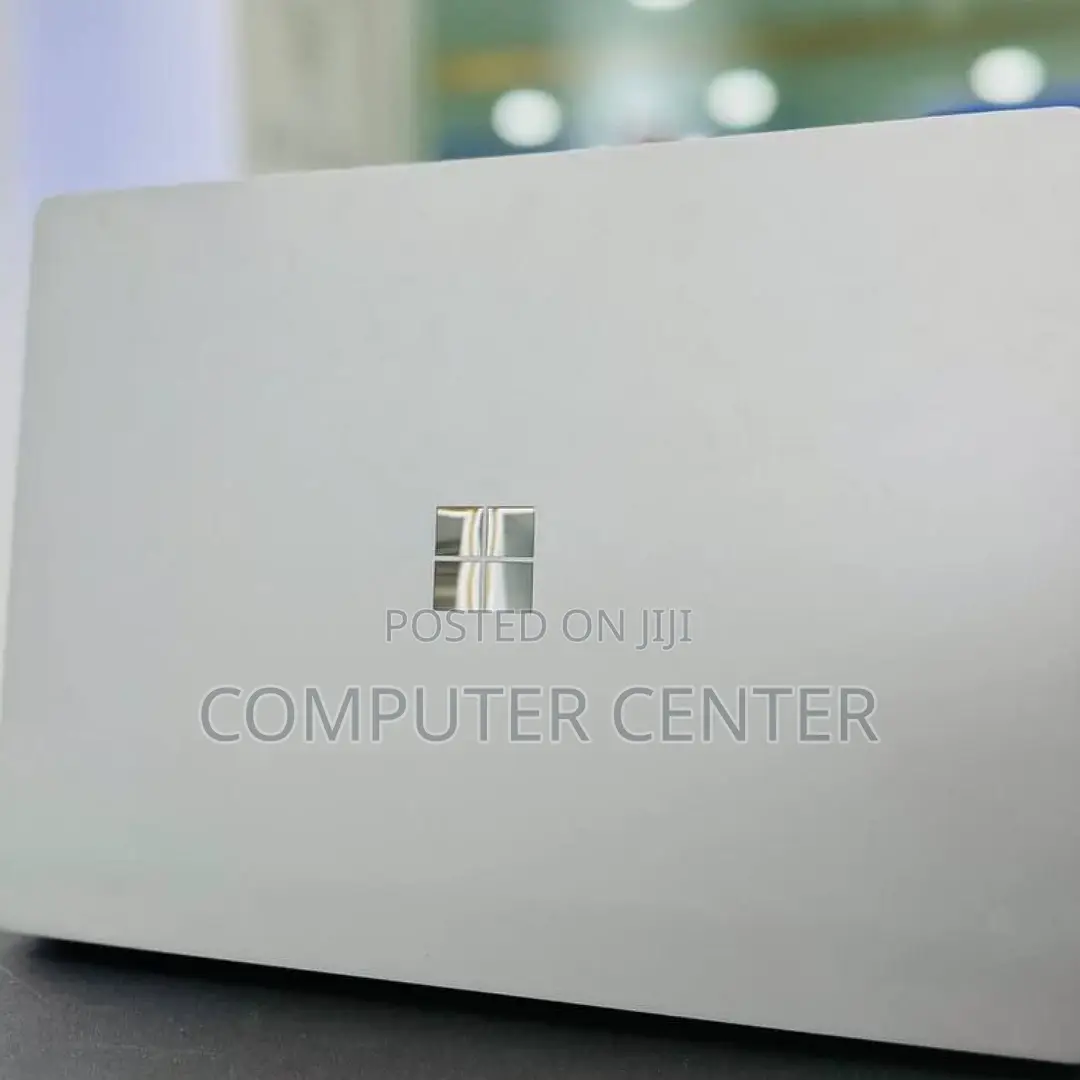 New Laptop Microsoft Surface 16GB Intel Core I7 SSD 512GB