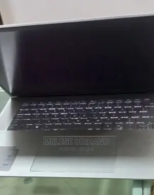 New Laptop Dell 16GB Intel Core i7 SSD 512GB