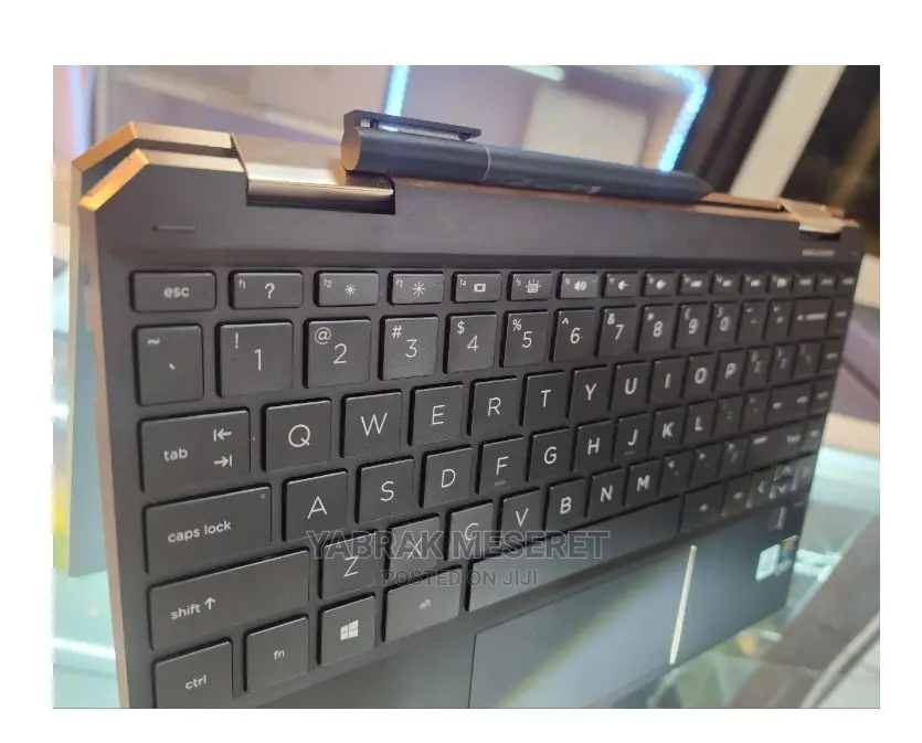 New Laptop HP Spectre X360 16GB Intel Core I7 SSD 512GB