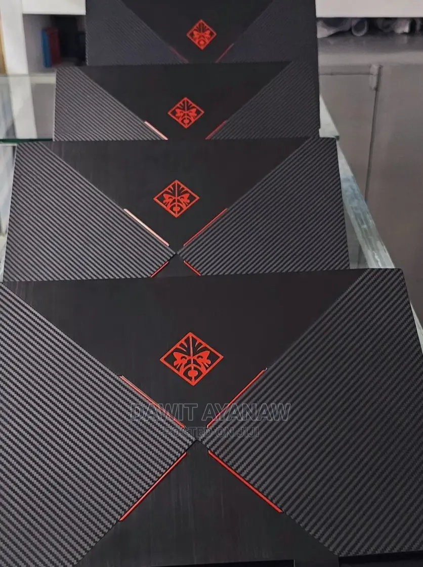 New Laptop 8GB Intel Core I7 HDD+SSD 256GB