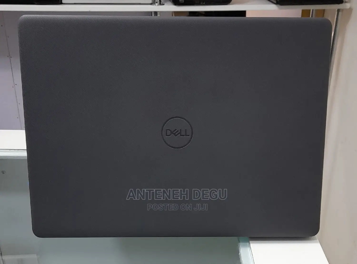 New Laptop Dell Vostro 3400 8GB Intel Core I3 SSD 256GB
