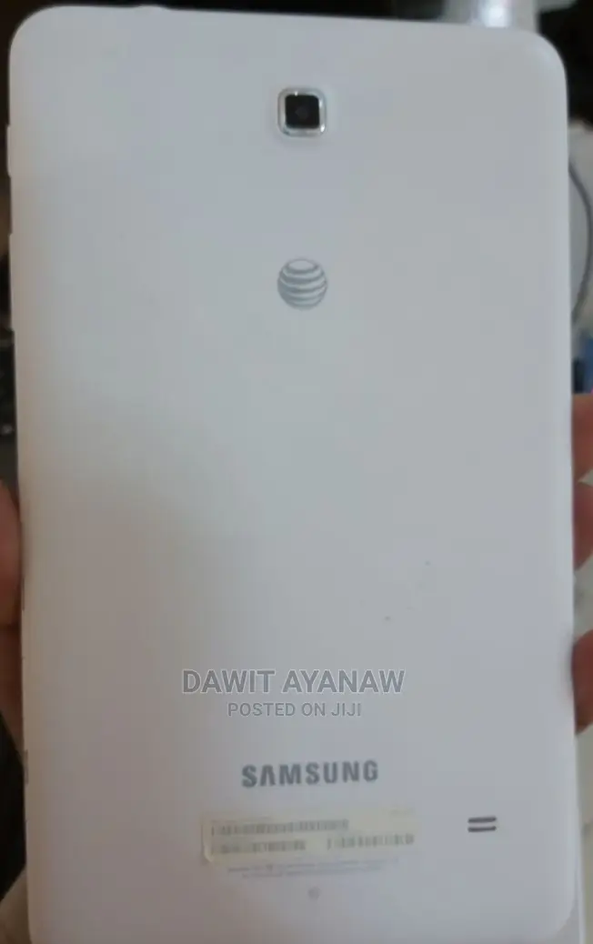 New Samsung Galaxy Tab 4 16 GB Silver