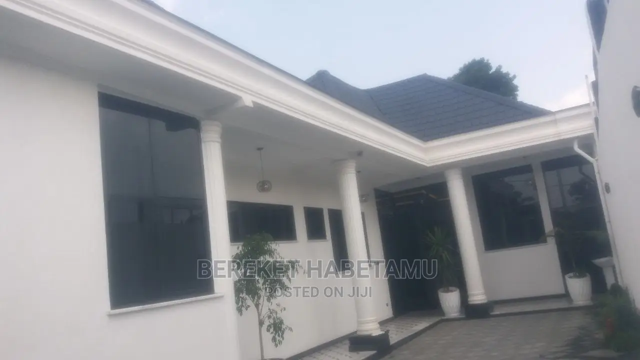 3bdrm House in ጎፋ, Nifas Silk-Lafto for sale