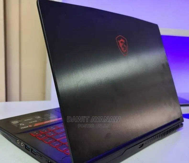 New Laptop MSI GF63 8GB Intel Core I5 SSD 512GB