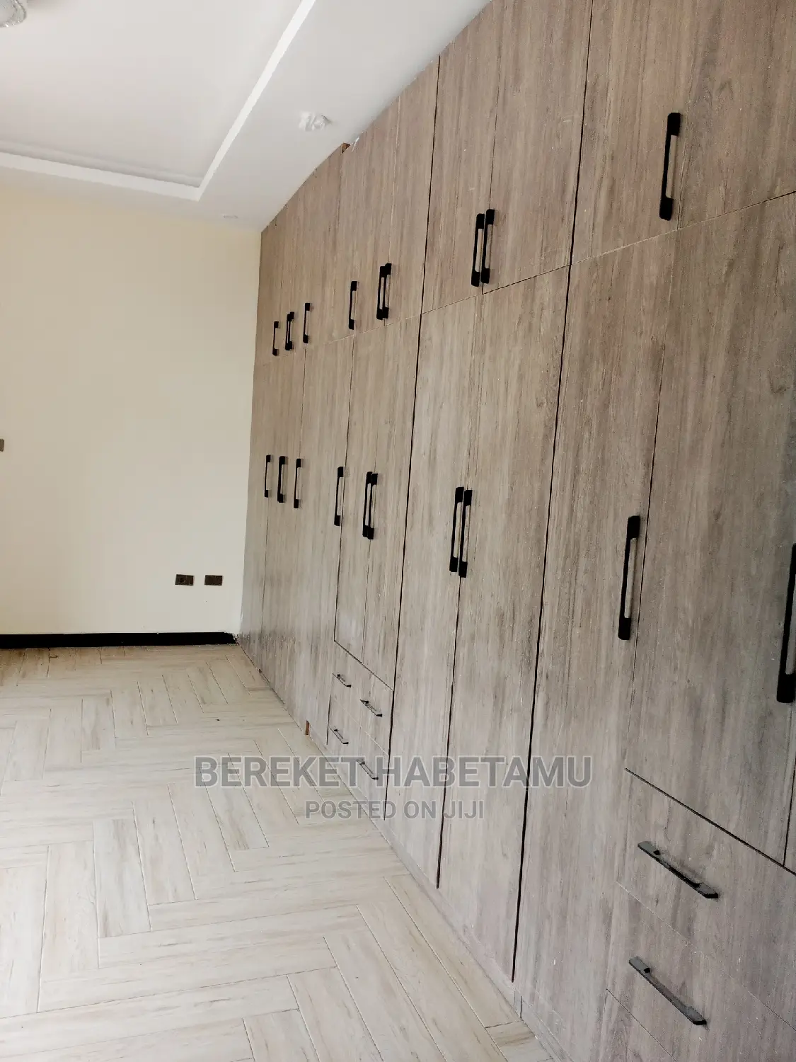 6bdrm House in ለቡ ላፍቶ, Nifas Silk-Lafto for sale