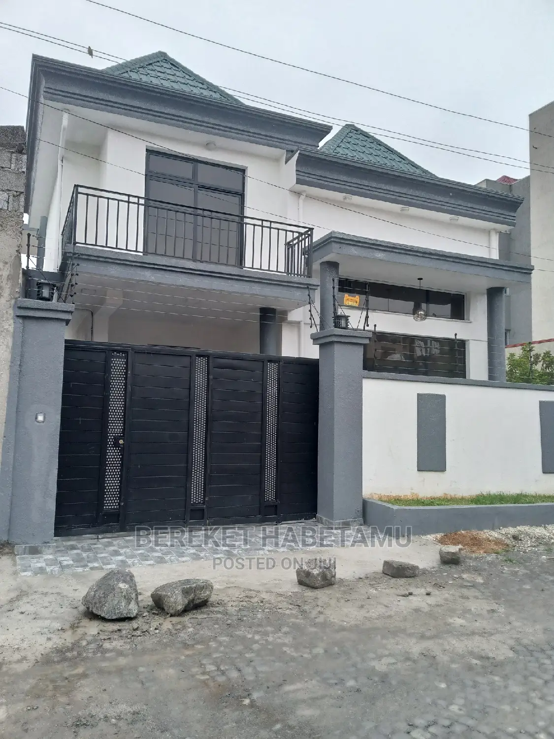 6bdrm House in ላፍቶ, Nifas Silk-Lafto for sale
